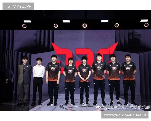 热议英雄联盟：JDG战队技术革新引发的战术变迁与未来展望