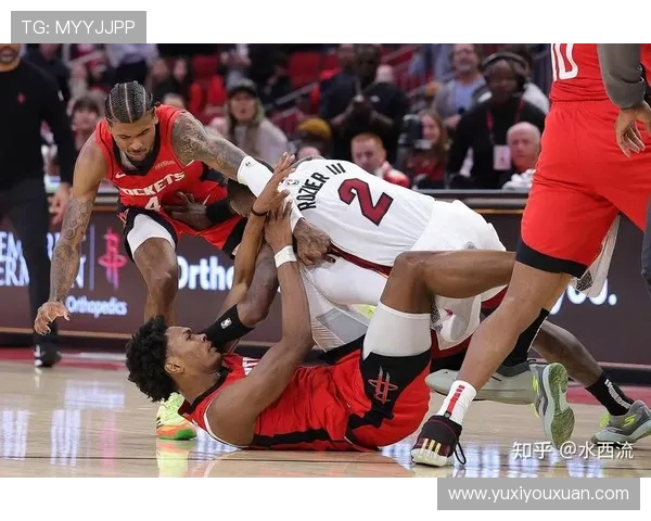 2010年热火对阵火箭精彩全场录像回放及赛后精彩瞬间分析 2010年热火对阵火箭精彩全场录像回放及赛后精彩瞬间分析